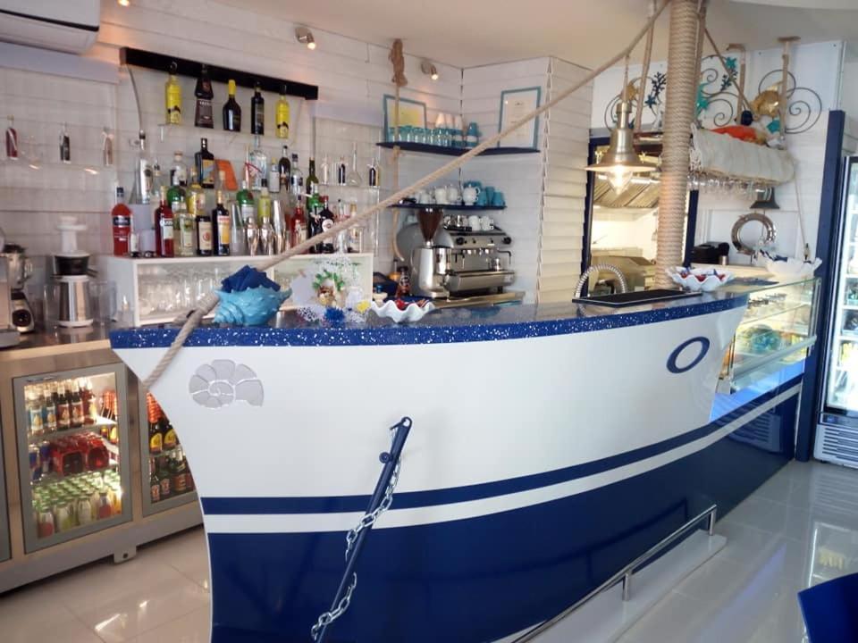 Miramare Hotel Pozzallo Kültér fotó
