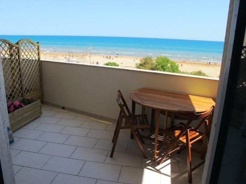 Miramare Hotel Pozzallo Kültér fotó