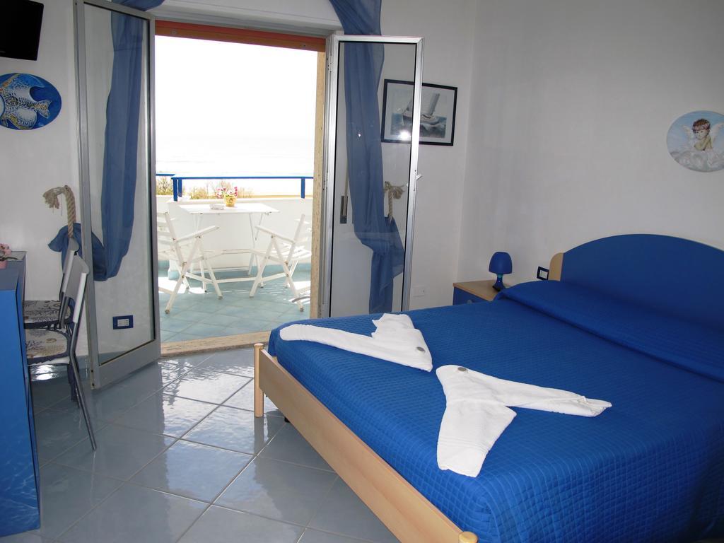 Miramare Hotel Pozzallo Kültér fotó